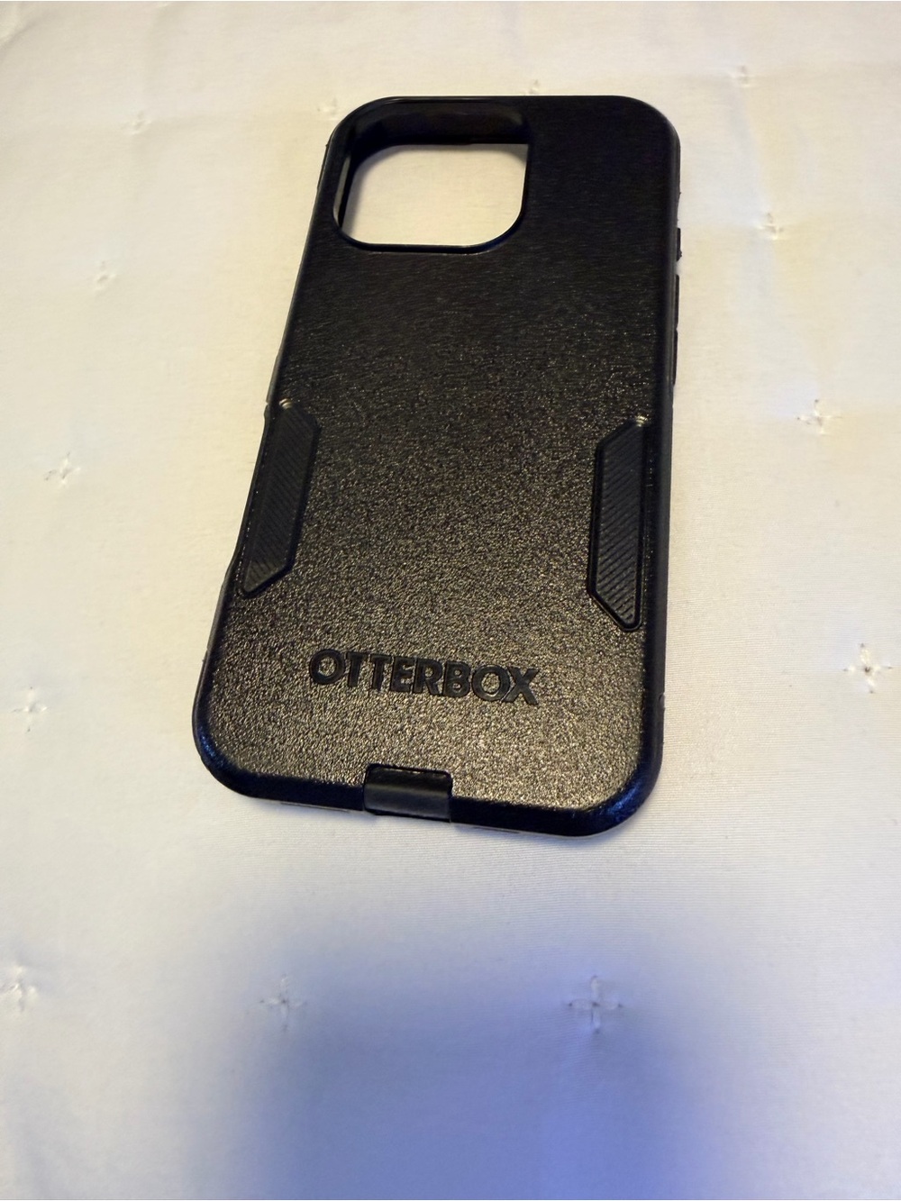 OtterBox Black Rugged Phone Case iPhone 17 excellent condition